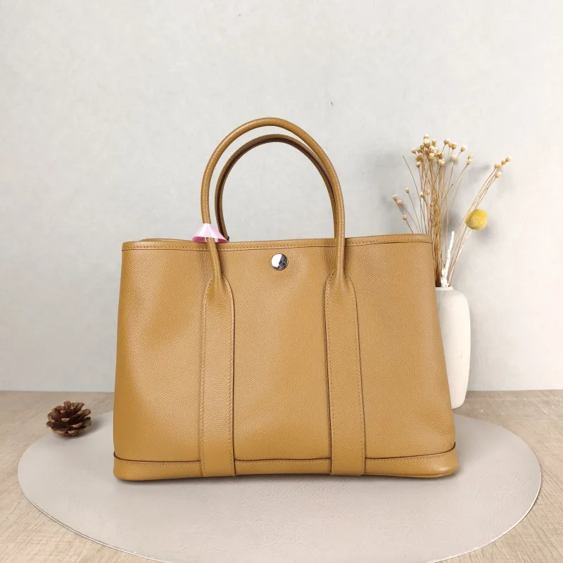 Hermès Top Handle Bag Garden Party 30 30 Negonda Calfskin Medium 30 × 13 × 21 cm Z — cover view 3 of 5