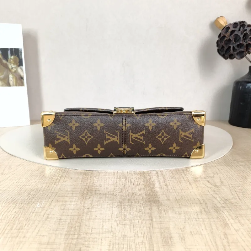 Louis Vuitton Shoulder Bag Trunkie Box Chain Bag Monogram PVC Large 27 × 8 × 16 cm — cover view 5 of 6