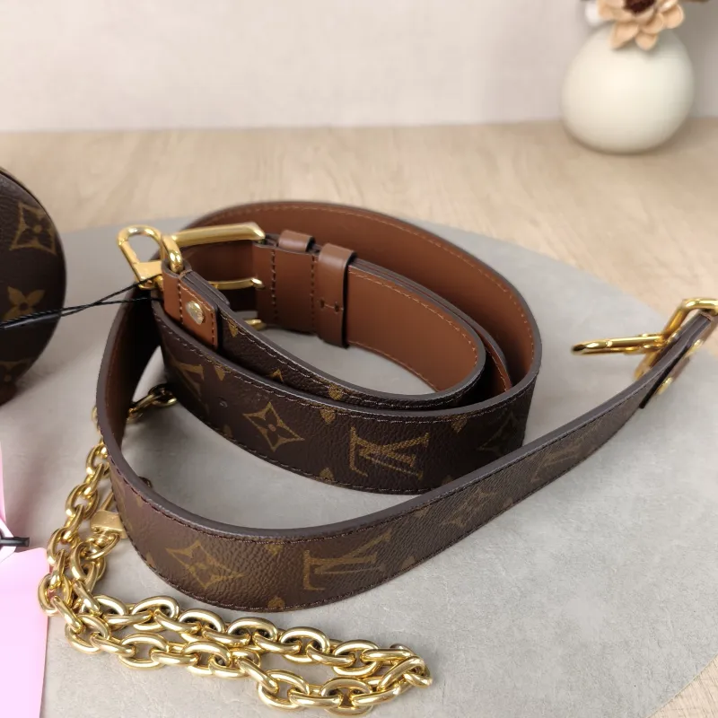 Louis Vuitton Crossbody Bag Papillon Trunk Monogram PVC Small 19 × 9 × 9 cm — detail view 11 of 12