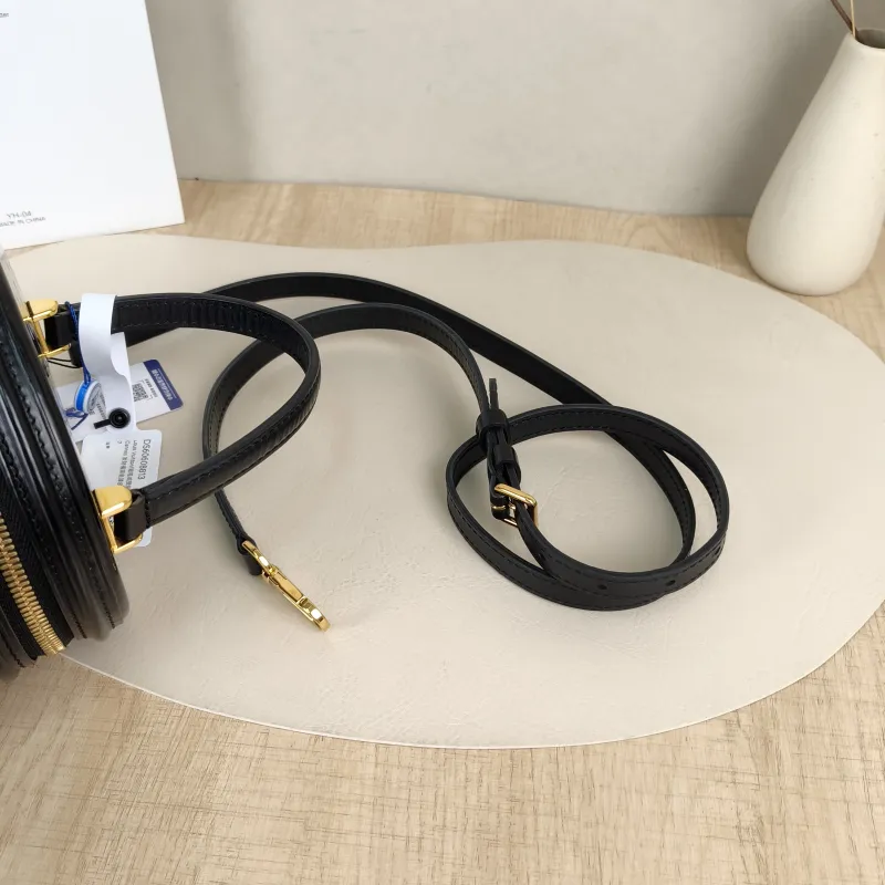 Louis Vuitton Crossbody Bag Cannes Black Patent Leathermini15 × 15 × 17 cm — detail view 5 of 9