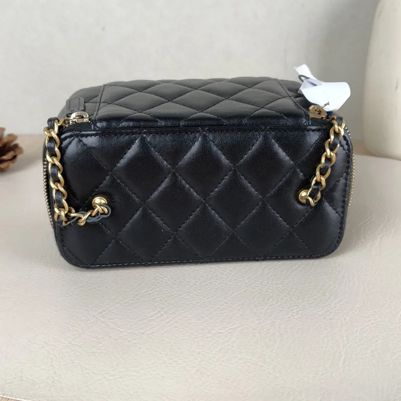 Chanel Crossbody Bag Edition Box Bag Cosmetic Bag Black Lambskin 17 × 8 × 9.5 cm — detail view 11 of 14