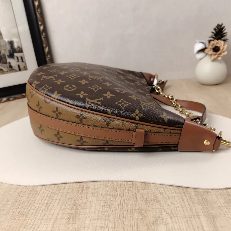 Louis Vuitton Crossbody Bag Loop Hobo Monogram PVC One Size38 × 10 × 26 cm — cover view 6 of 9