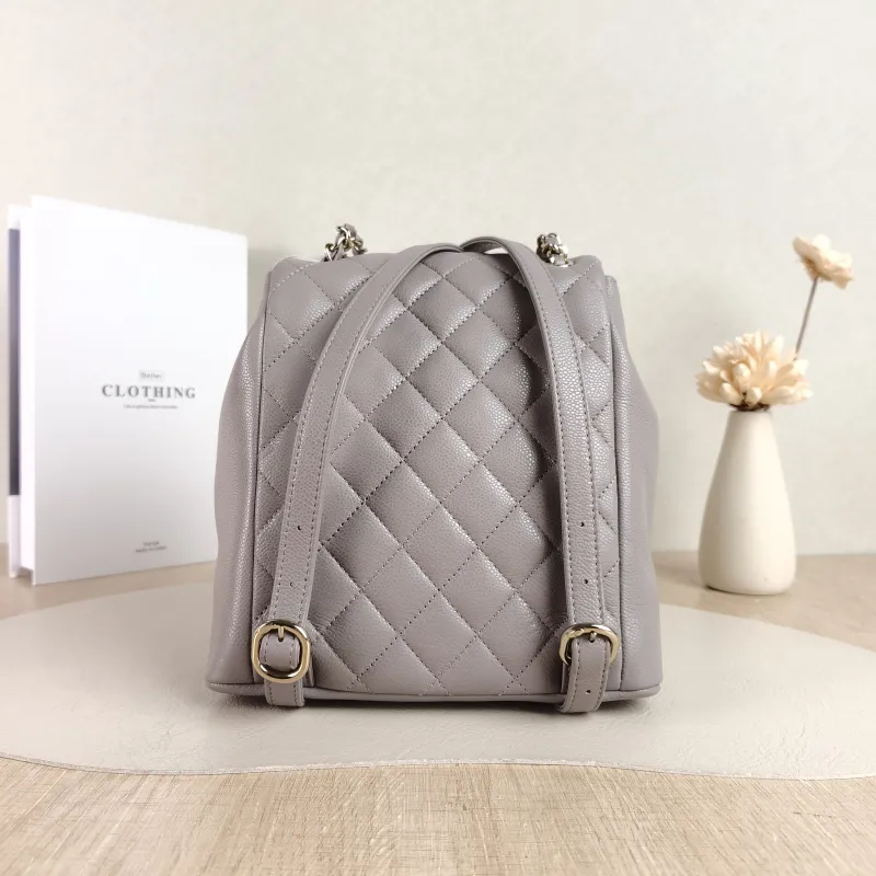 Chanel Backpack Duma Grey Grained Calfskin Medium 20.5 × 11.5 × 20 cm — cover view 2 of 5