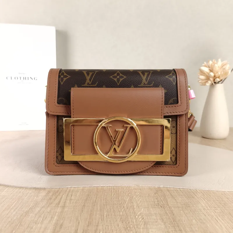 Louis Vuitton Crossbody Bag Dauphine Monogram PVC Mini 20 × 9 × 15 cm