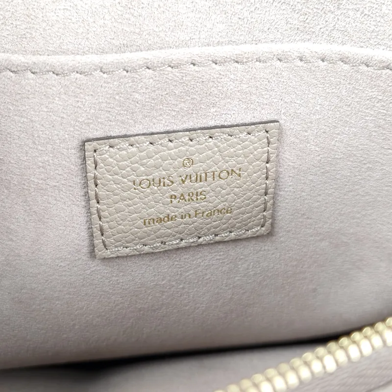 Louis Vuitton Crossbody Bag MADELEINE Empreinte Embossed Calfskin Medium30 × 11 × 19.5 cm — detail view 3 of 14