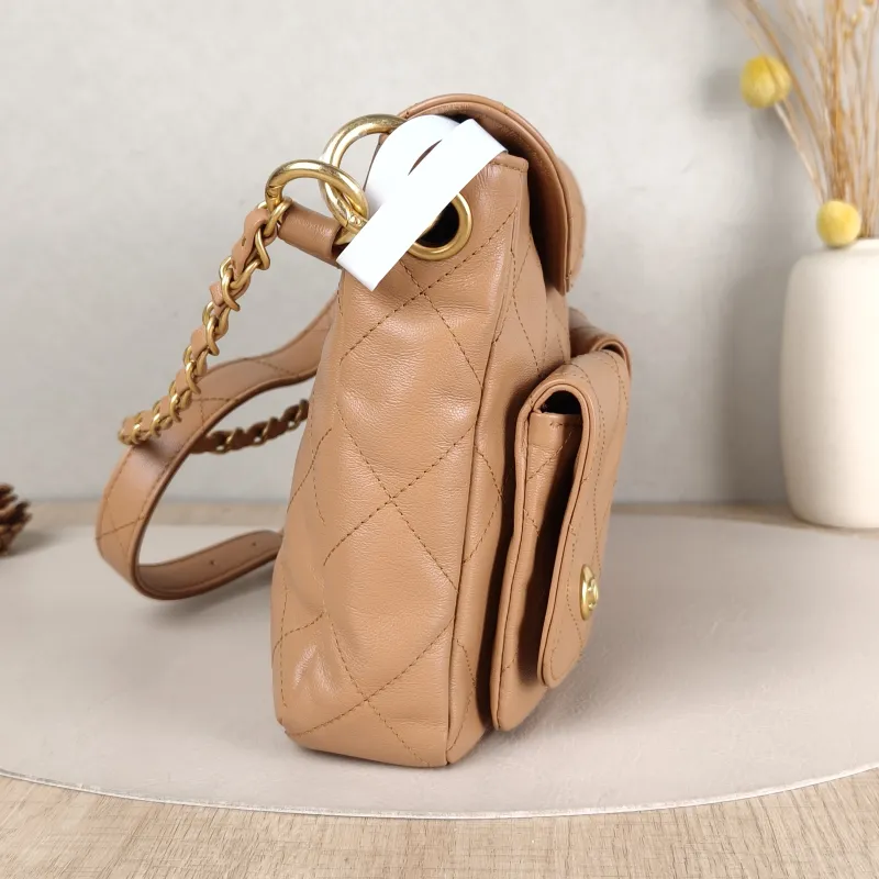 Chanel Shoulder Bag Supple Twins Hobo Calfskin Small 24.5 × 5 × 19 cm — detail view 4 of 17