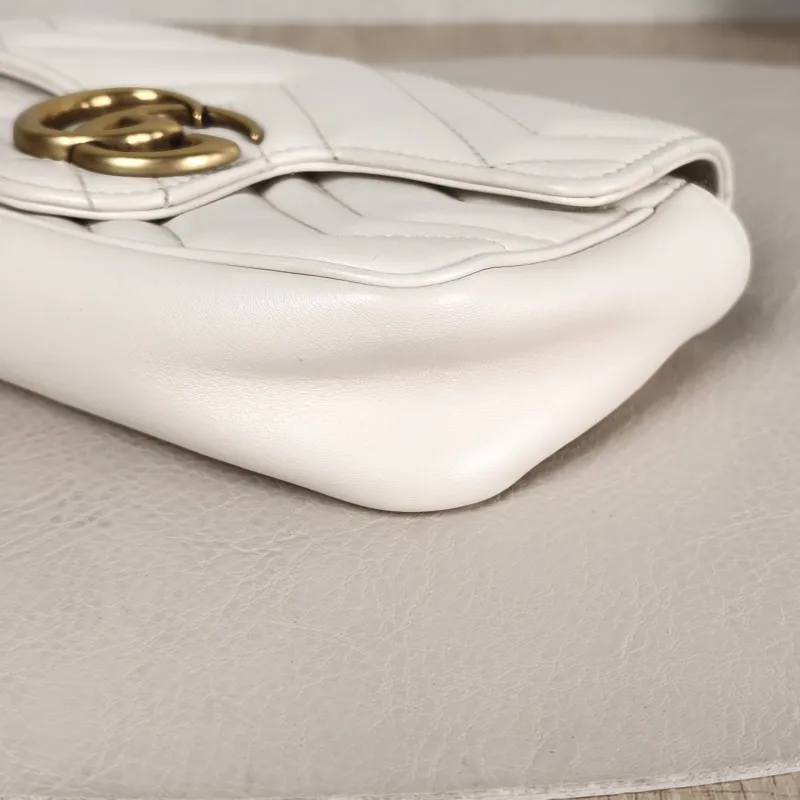 GUCCI Crossbody Bag GG Marmont Mini Marmont Mini White Calfskin Mini 16.5 × 4.5 × 9.5 cm — detail view 4 of 11