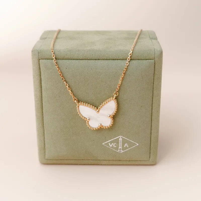 Van Cleef & Arpels Necklace Lucky Alhambra Necklace Pearl · White Mother-of-Pearl18KY ellow Gold One Size42 cm — cover view 6 of 11