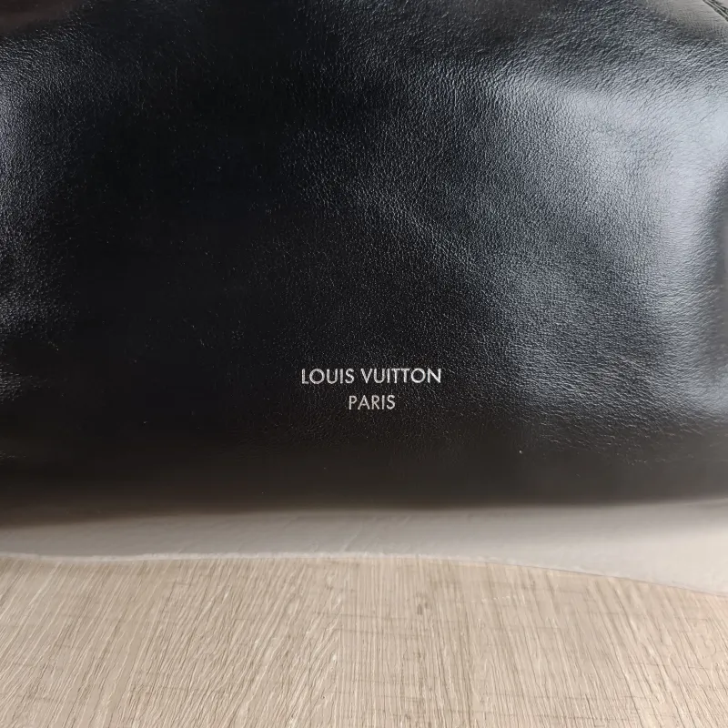 Louis Vuitton Backpack Off Duty Vibe Backpack Black SL ambskin One Size 24 × 10 × 25 cm — detail view 3 of 9