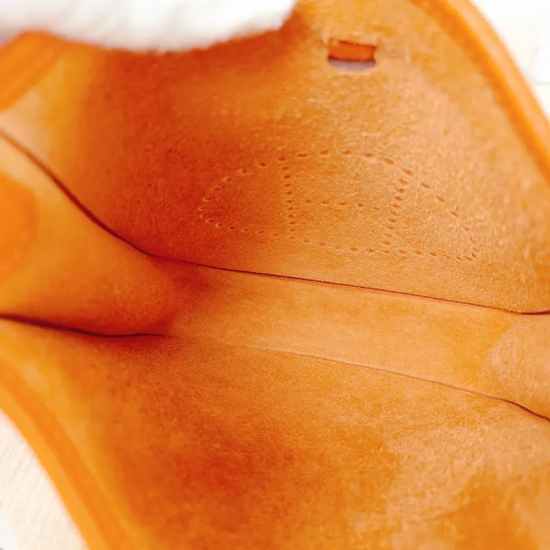 Hermès Crossbody Bag Evelyne Mini 16 Mini 16 TC Calfskin Mini 17 × 5.5 × 18 cm G — detail view 2 of 10