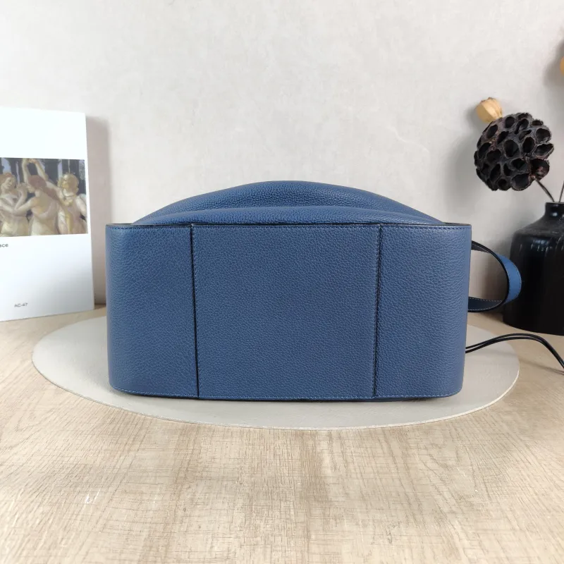 LOEWE Crossbody Bag Hammock Navy Calfskin Medium 29 × 14 × 32 cm — cover view 3 of 6