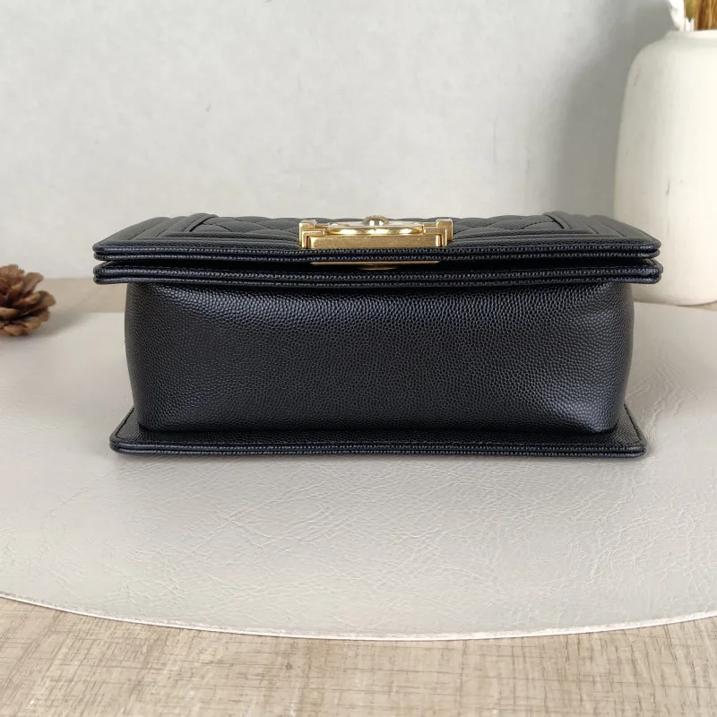 Chanel Crossbody Bag Le BoyBlack Grained Calfskin20.5 × 8.5 × 12 cm — cover view 3 of 5