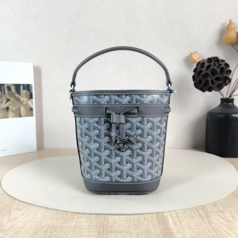 GOYARD Crossbody Bag Petit Flot Grey ine Canvasmini12 × 10 × 17.5 cm