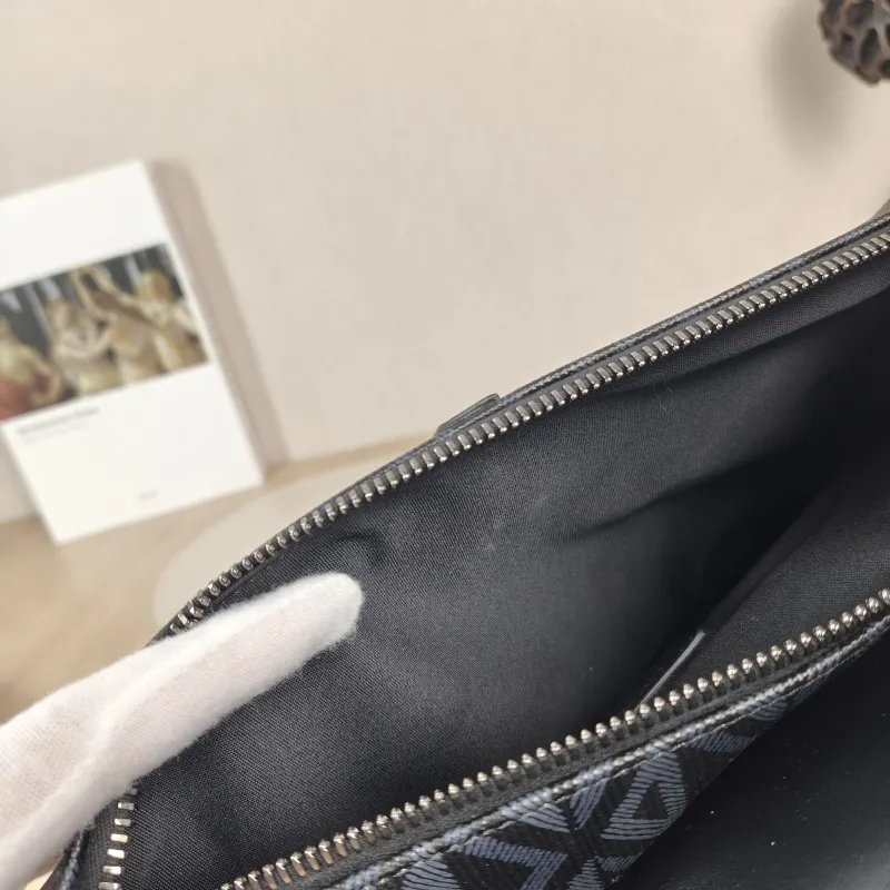 DIOR Crossbody Bag saddle Black PVC · Calfskin One Size 26 × 4.5 × 19 cm — detail view 5 of 11