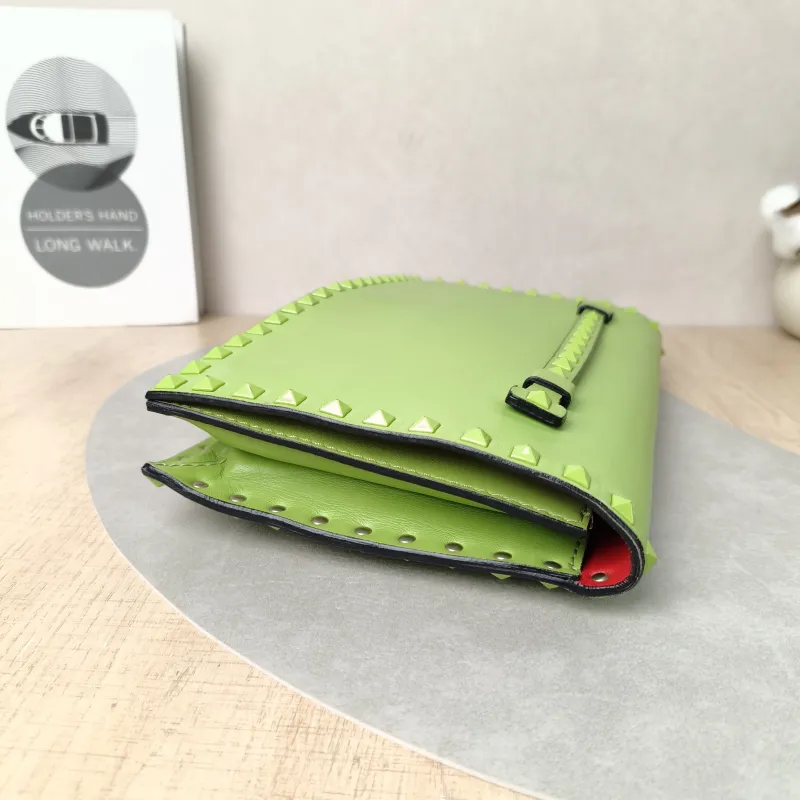 Valentino Clutch Clutch Colorblock Calfskin One Size28 × 2 × 17 cm — detail view 2 of 16