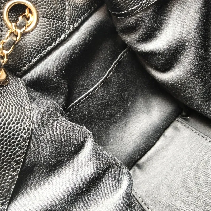 Chanel Shoulder Bag25Bag Black Grained Calfskinmini20 × 12.5 × 22 cm — detail view 13 of 13