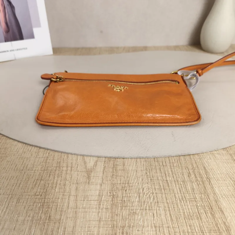 PRADA Pre-Owned Bag · DS60603202 — cover view 4 of 9