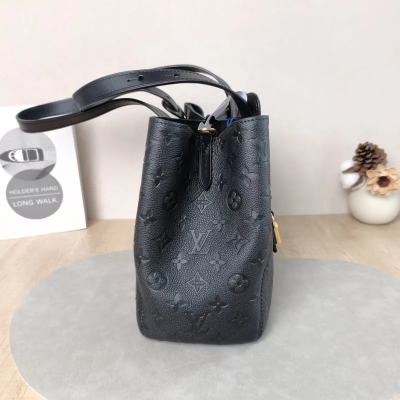 Louis Vuitton Shoulder Bag All In One Black Calfskin Small40 × 15 × 22 cm — detail view 14 of 14