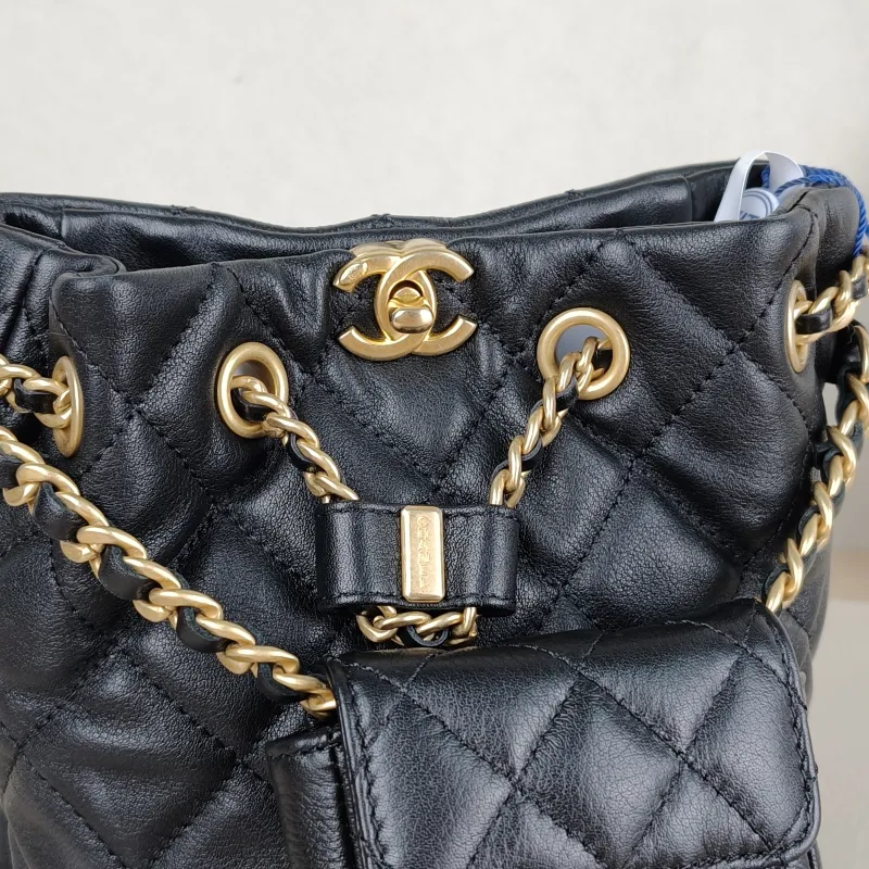 Chanel Backpack Backpack Black Lambskin One Size17 × 12 × 16 cm — detail view 8 of 13