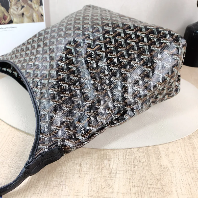 GOYARD Shoulder Bag Boheme Hobo​ Black ine Canvas Small 43 × 14 × 27 cm — detail view 9 of 14