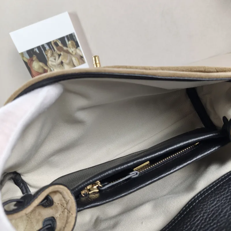 Chanel Shoulder Bag 26a Collection · Black Suede Small 29 × 10 × 17 cm — detail view 11 of 14