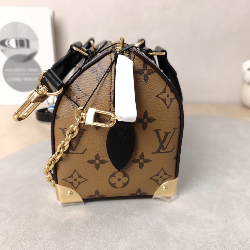 Louis Vuitton Crossbody Bag Speedy Trunk 20Monogram PVC Small20.5 × 11 × 13.5 cm — detail view 5 of 18