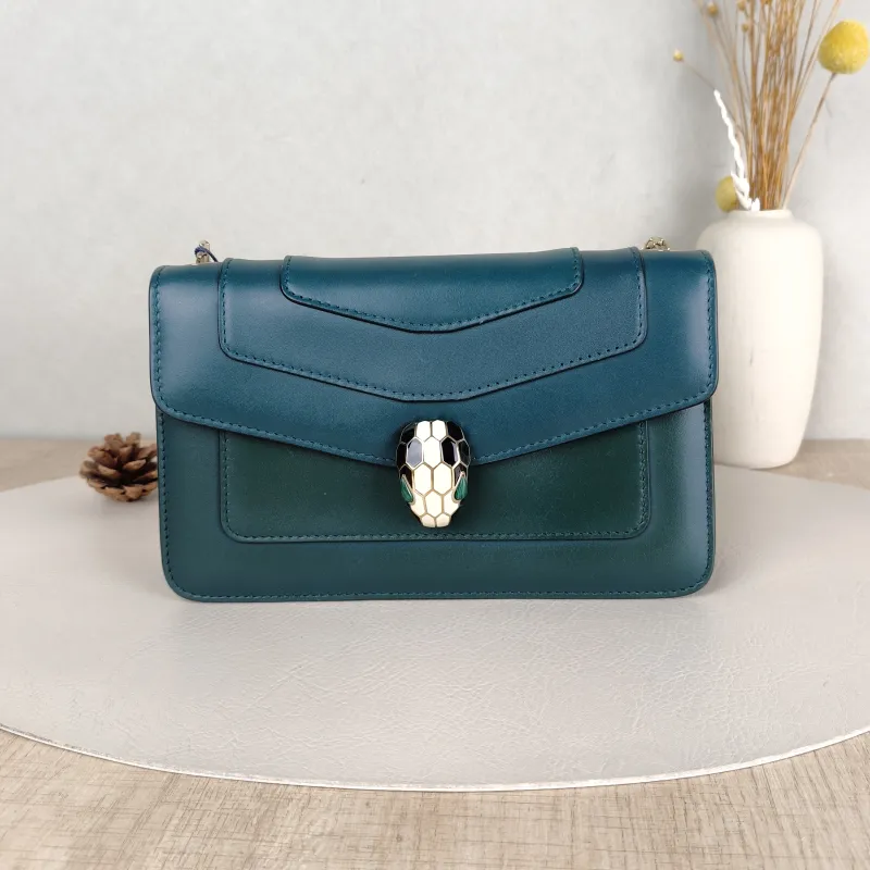 Bvlgari Shoulder Bag Serpenti Forever East-West Collection Crossbody Bag Green Calfskin Small 22 × 5.5 × 13 cm
