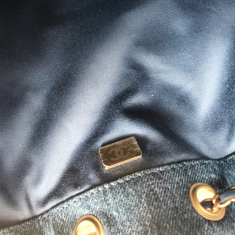 Chanel Shoulder Bag 25Bag Blue Small 26 × 14 × 30 cm — detail view 8 of 12