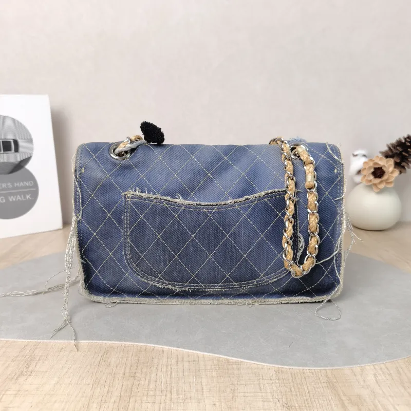 Chanel Crossbody Bag Crossbody Bag Blue 25 × 7 × 14 cm 20 — cover view 3 of 5