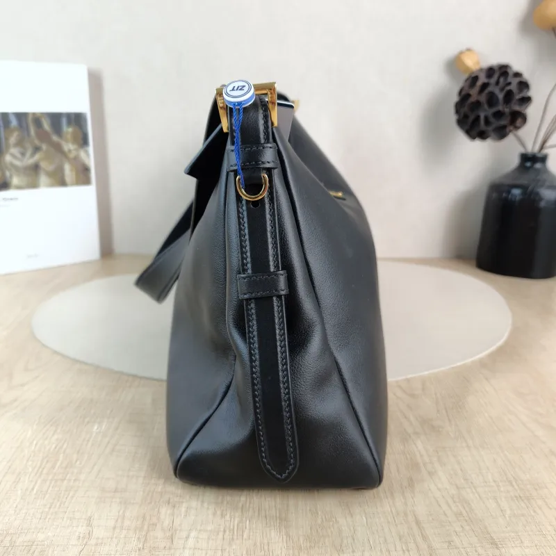 PRADA Shoulder Bag Aimée Black Calfskin One Size 38 × 11 × 22 cm — detail view 1 of 11