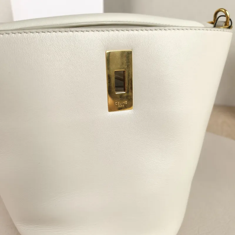 CELINE Crossbody Bag Bucket 16 Bucket Bag White Calfskin Small16 × 16 × 18 cm — detail view 3 of 9