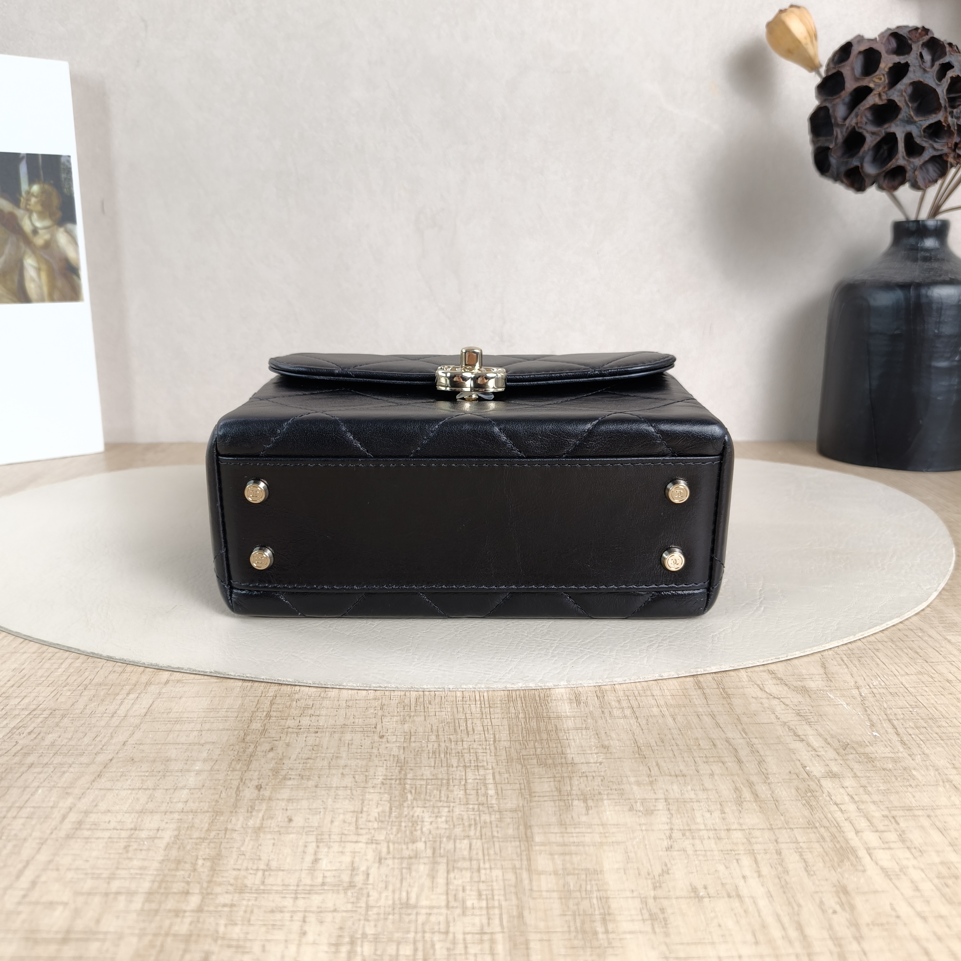 Chanel Crossbody Bag Box Bag Black CC alfskin One Size18 × 7 × 13 cm — cover view 2 of 5