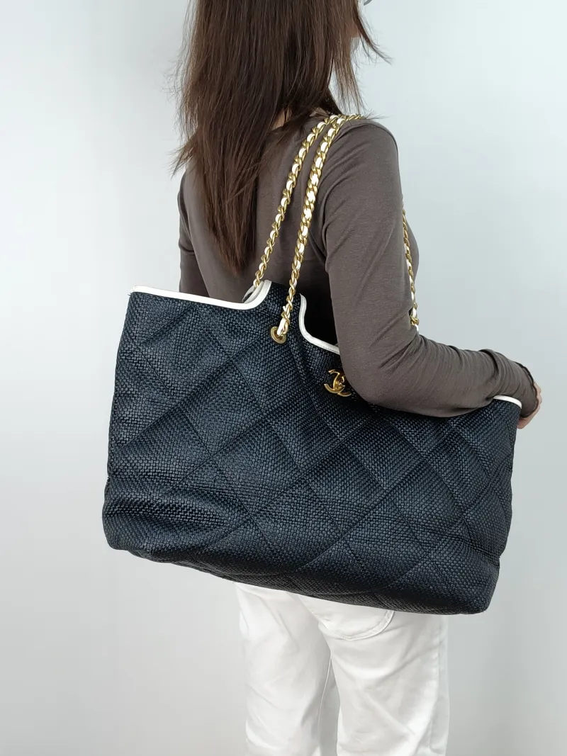 Chanel Shoulder Bag Tote Bag23M cocobeach Navy Woven One Size40 × 17 × 29 cm — on-model view 2 of 2