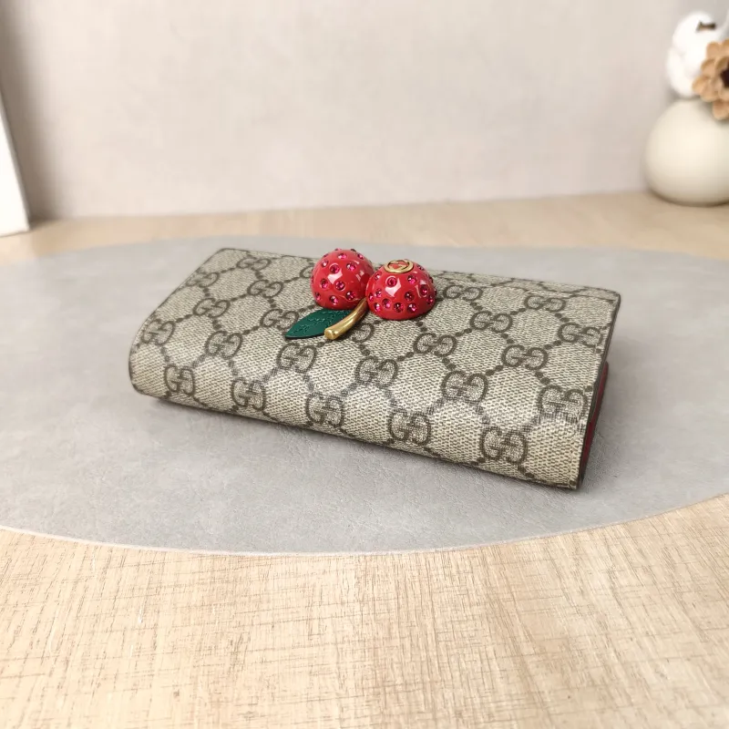 GUCCI Crossbody Bag woc Monogram PVC Mini 16.5 × 4 × 9 cm — detail view 7 of 12