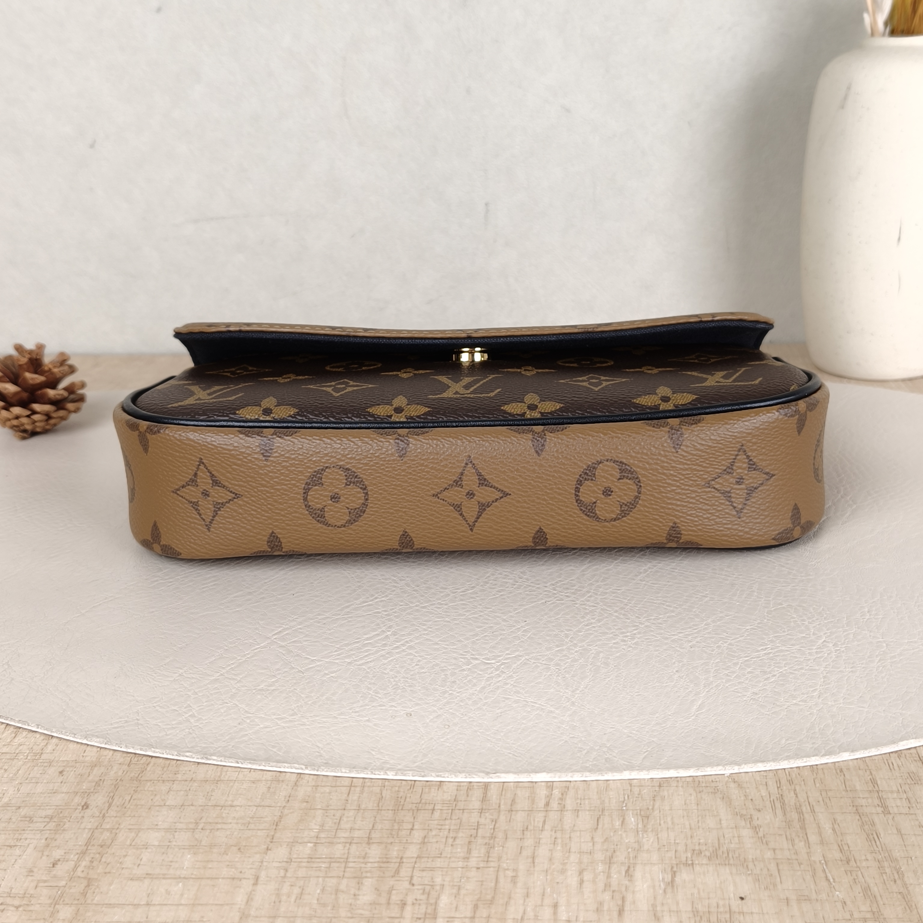 Louis Vuitton Crossbody Bag IVY Monogram PVC Small23.5 × 4.3 × 12 cm — cover view 6 of 6