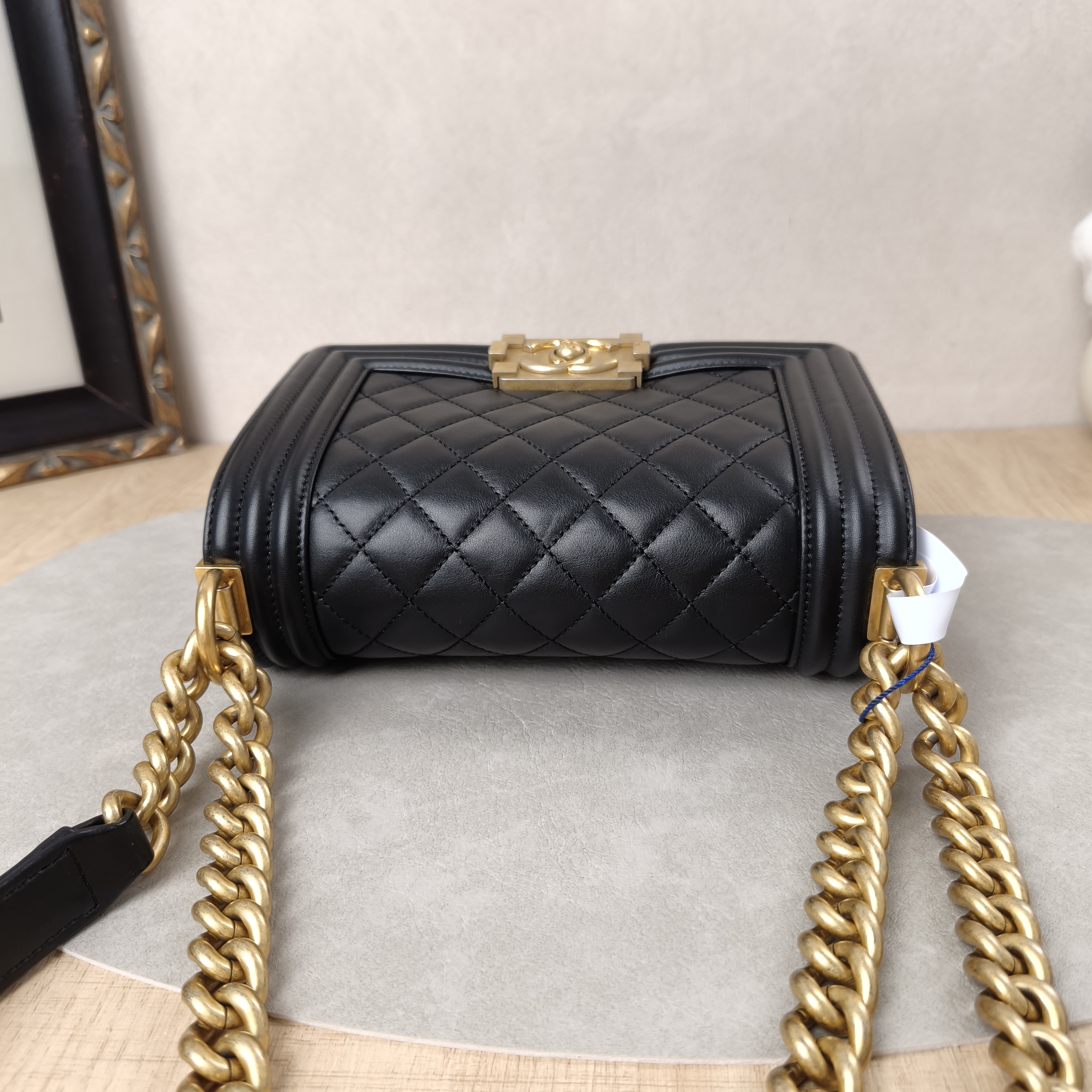 Chanel Crossbody Bag Le BoyBlack Calfskin Small20.5 × 8.5 × 12 cm — cover view 7 of 11