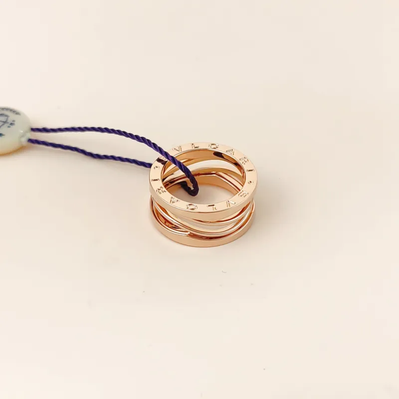 Bvlgari Ring B.zero1Collection Ring Rose Gold 18KR ose Gold One Size 52 — cover view 5 of 10