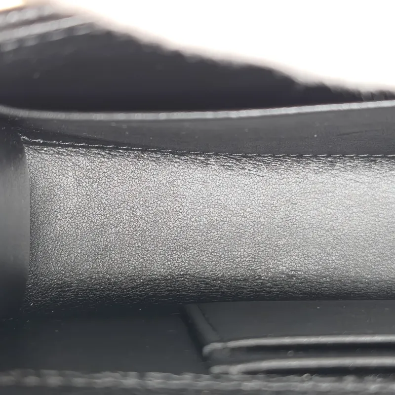 Chanel Crossbody Bag kelly Black Grained Calfskin One Size18 × 4.5 × 10 cm — detail view 13 of 15