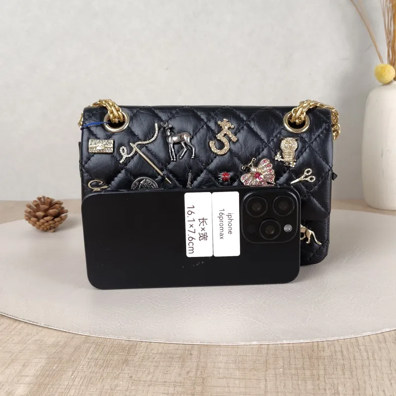 Chanel Crossbody Bag2.55 Edition Black Calfskinmini20 × 6 × 15.5 cm — cover view 4 of 5