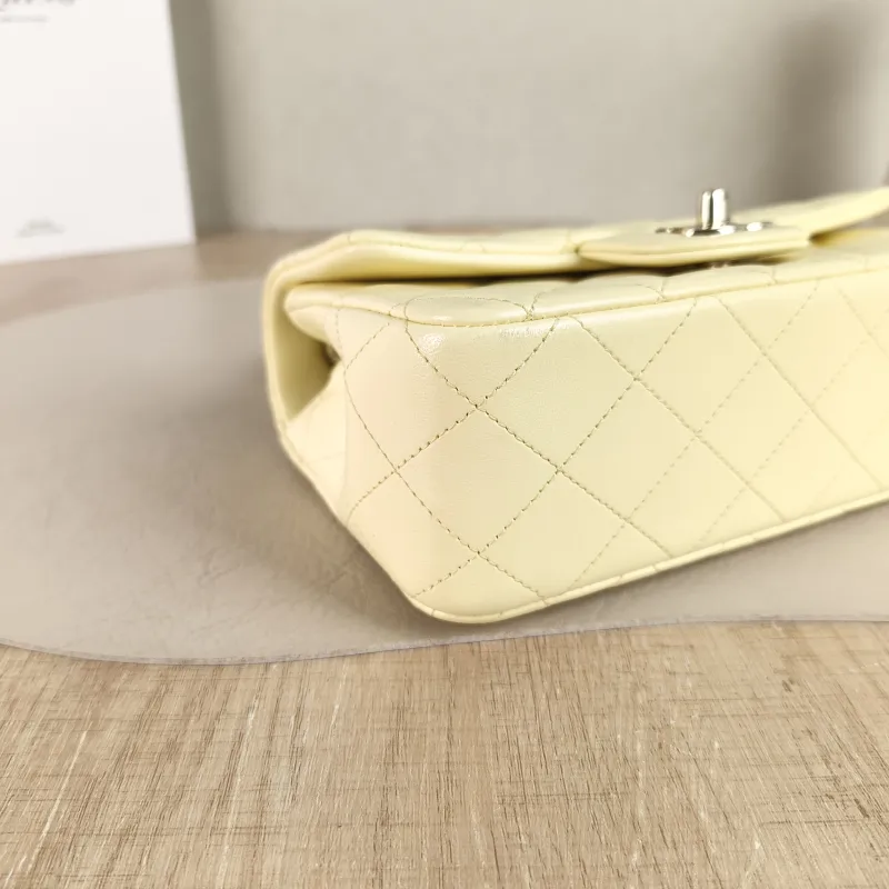 Chanel Crossbody Bag Classic Flap Large Mini CF Mini Yellow Lambskin mini 20 × 6 × 12 cm — detail view 11 of 13