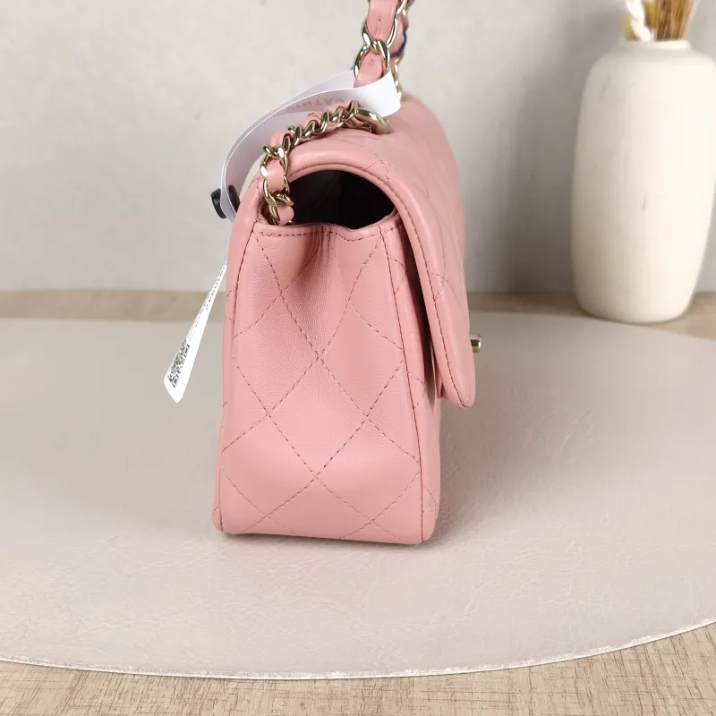 Chanel Crossbody Bag23k logo mini Pink Lambskin mini20 × 6 × 12 cm — detail view 6 of 14