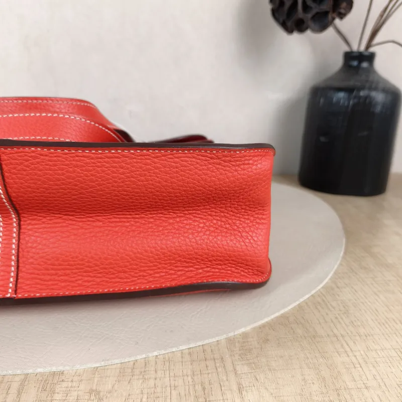 Hermès Shoulder Bag Halzan 31 Q5 Taurillon Clemence TC Calfskin Medium 31 × 9 × 28.5 cm A — detail view 11 of 12