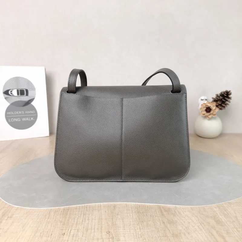 Hermès Shoulder Bag Halzan 25 C6 Green Evercolor Calfskin Small 25 × 8 × 17 cm Y — cover view 5 of 5
