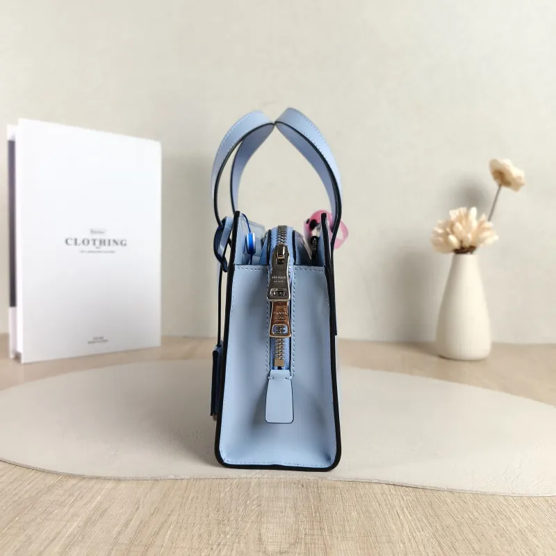 PRADA Shoulder Bag Re-Edition 1995 Crossbody Bag Blue One Size22 × 7 × 15 cm — detail view 8 of 14