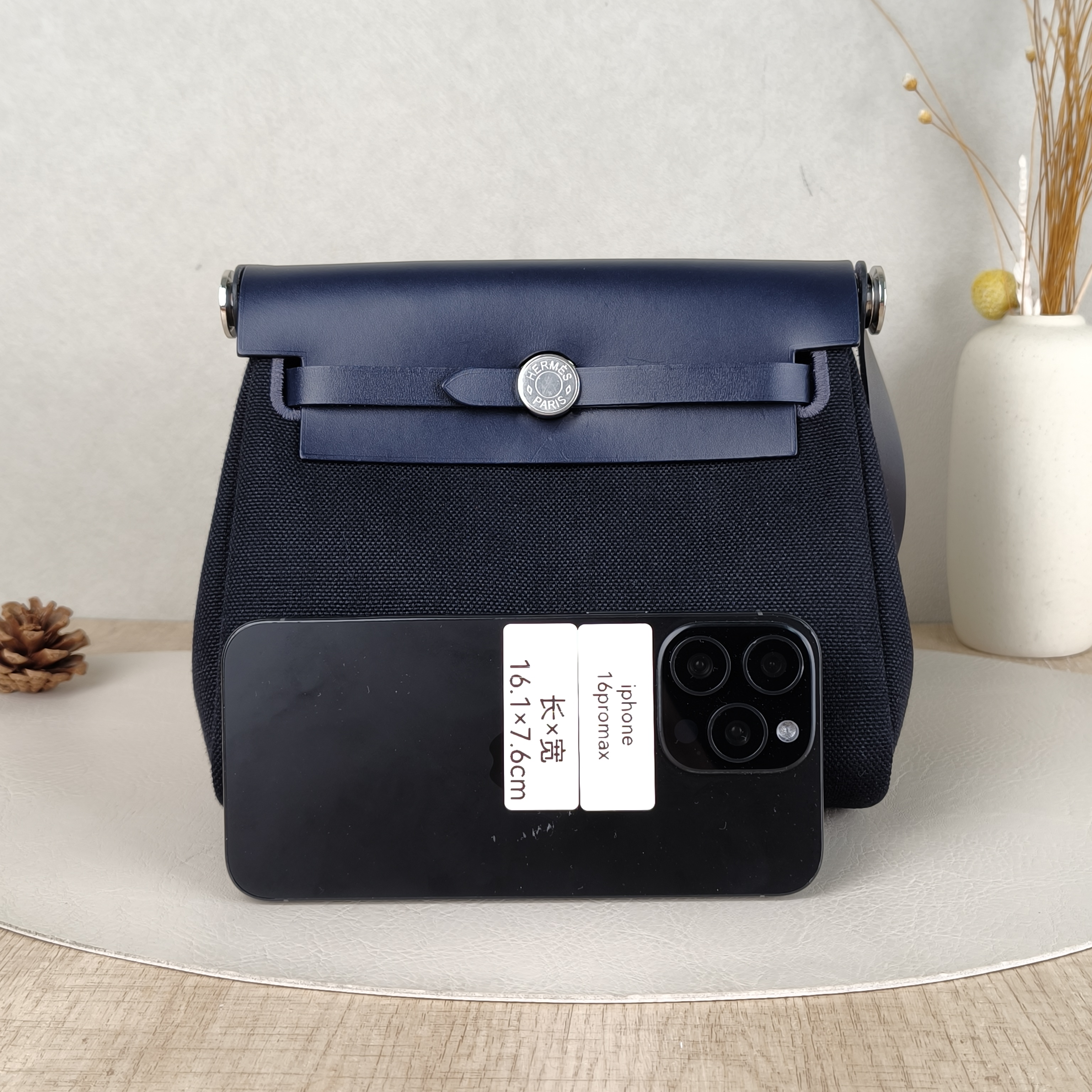 Hermès Crossbody Bag Herbag Zip 20Black Calfskin,Canvasmini20.5 × 7 × 16.5 cm — cover view 4 of 6