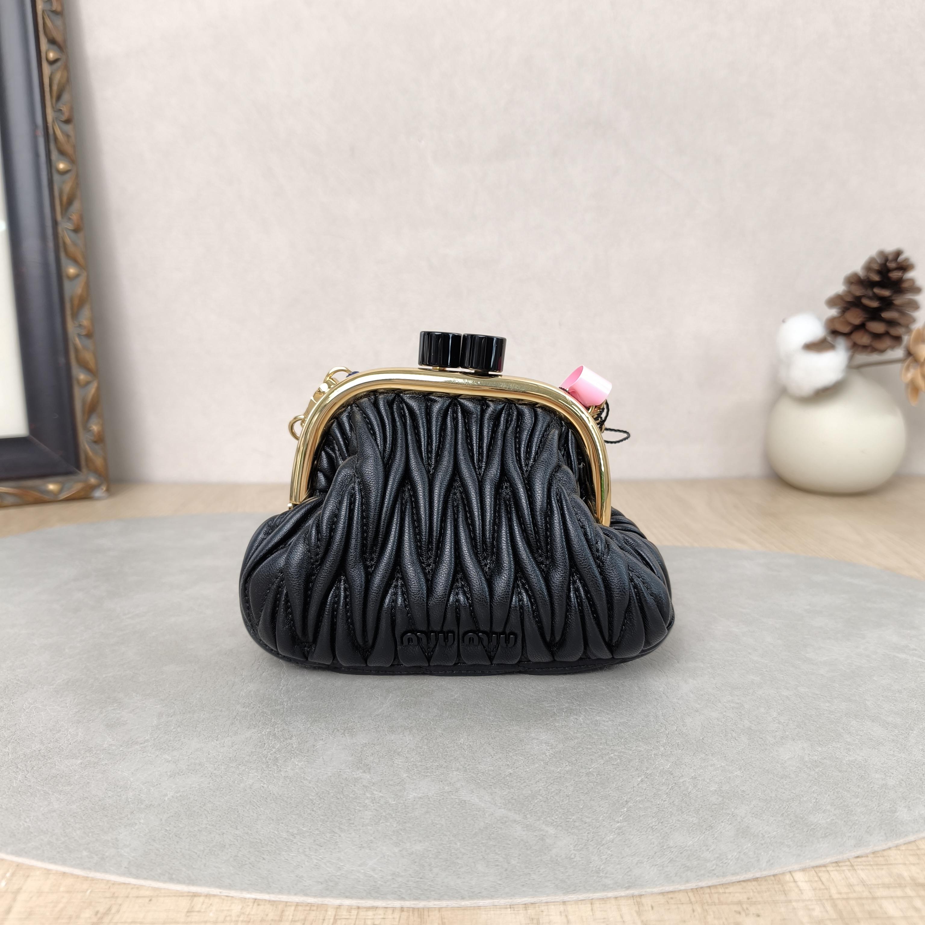 Miumiu Crossbody Bag Belle Clutch Shoulder Bag Black Lambskinmini14 × 5.5 × 11 cm