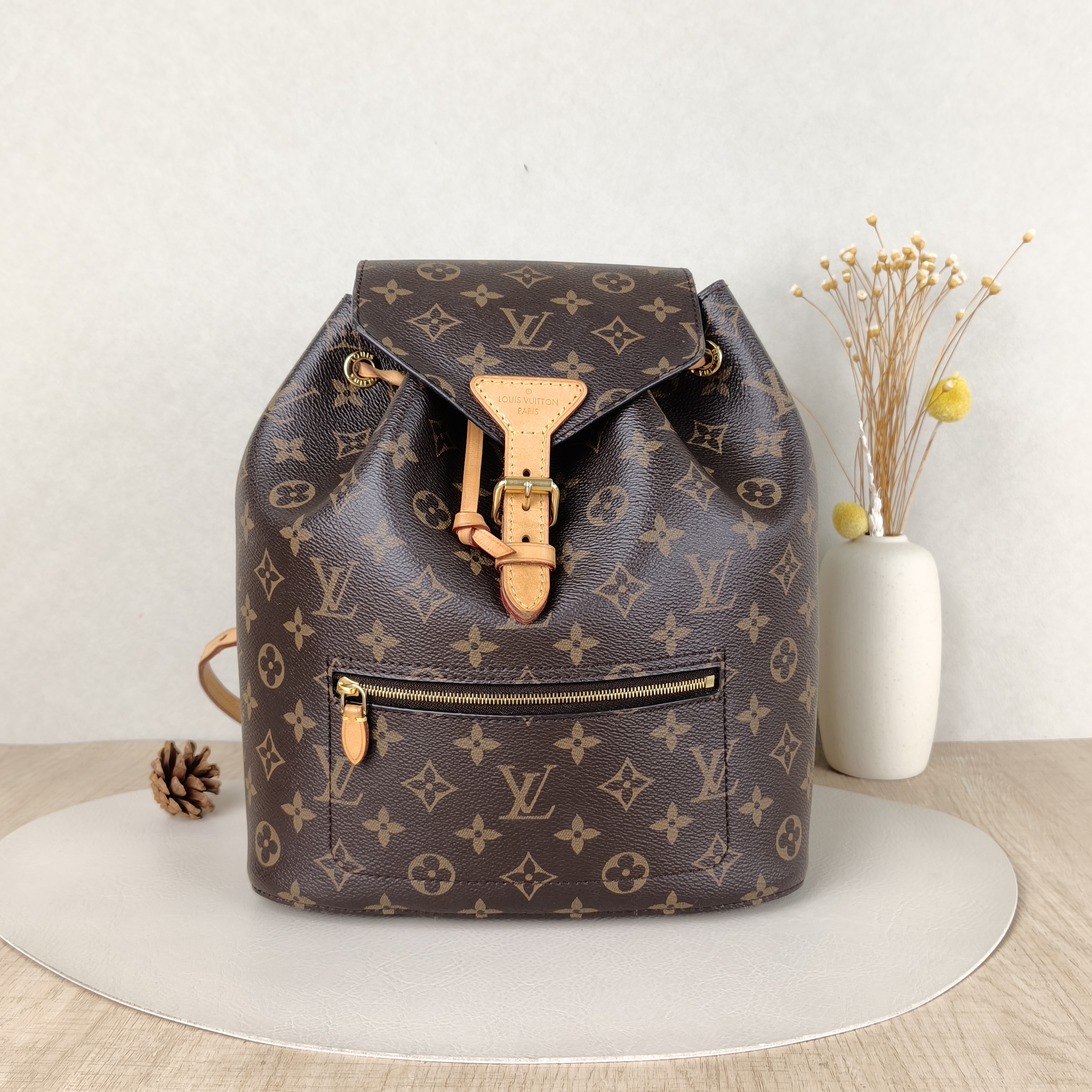 Louis Vuitton Backpack Montsouris Backpack Monogram PVC25.5 × 9 × 29 cm