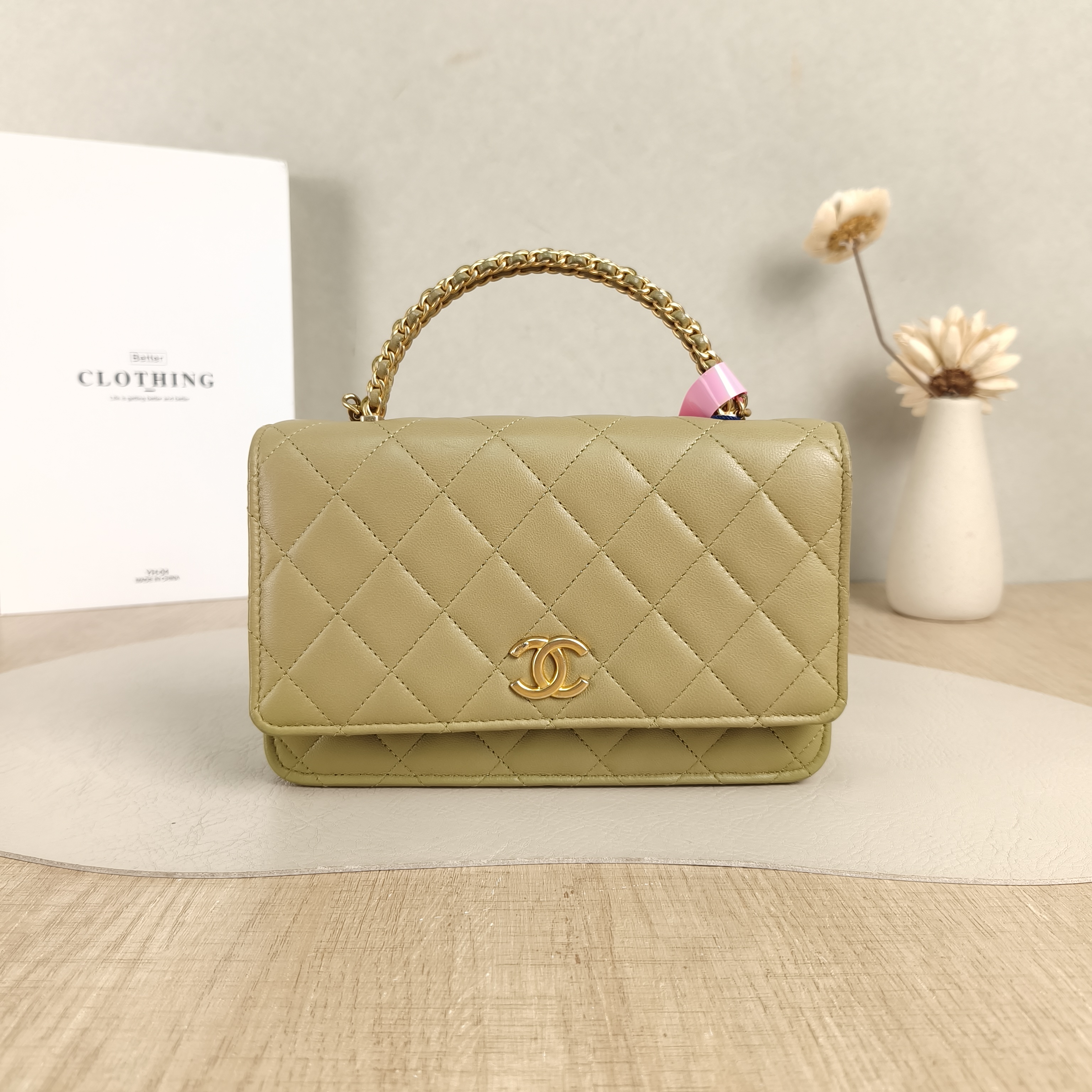 Chanel Crossbody Bag Edition woc Lambskin mini19.2 × 3.5 × 12.3 cm