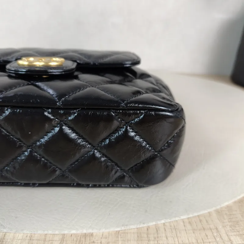 Chanel Crossbody Bag HOBO Black Waxed Leather Calfskin Small 19 × 6 × 17 cm — detail view 4 of 11