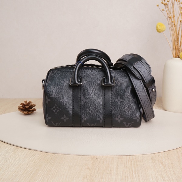 Louis Vuitton Keepall XS Black Monogrampvc Microchip Edition · Dust Bag Shoulder Strap · 21 × 9 × 12 cm